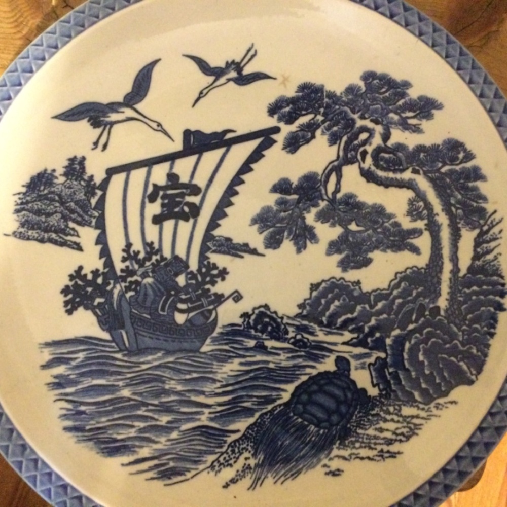 VTG White and Blue Chinoiserie Plate - Picture 2 of 2